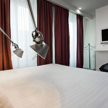 Color Design Hotel Париж Екстер'єр фото