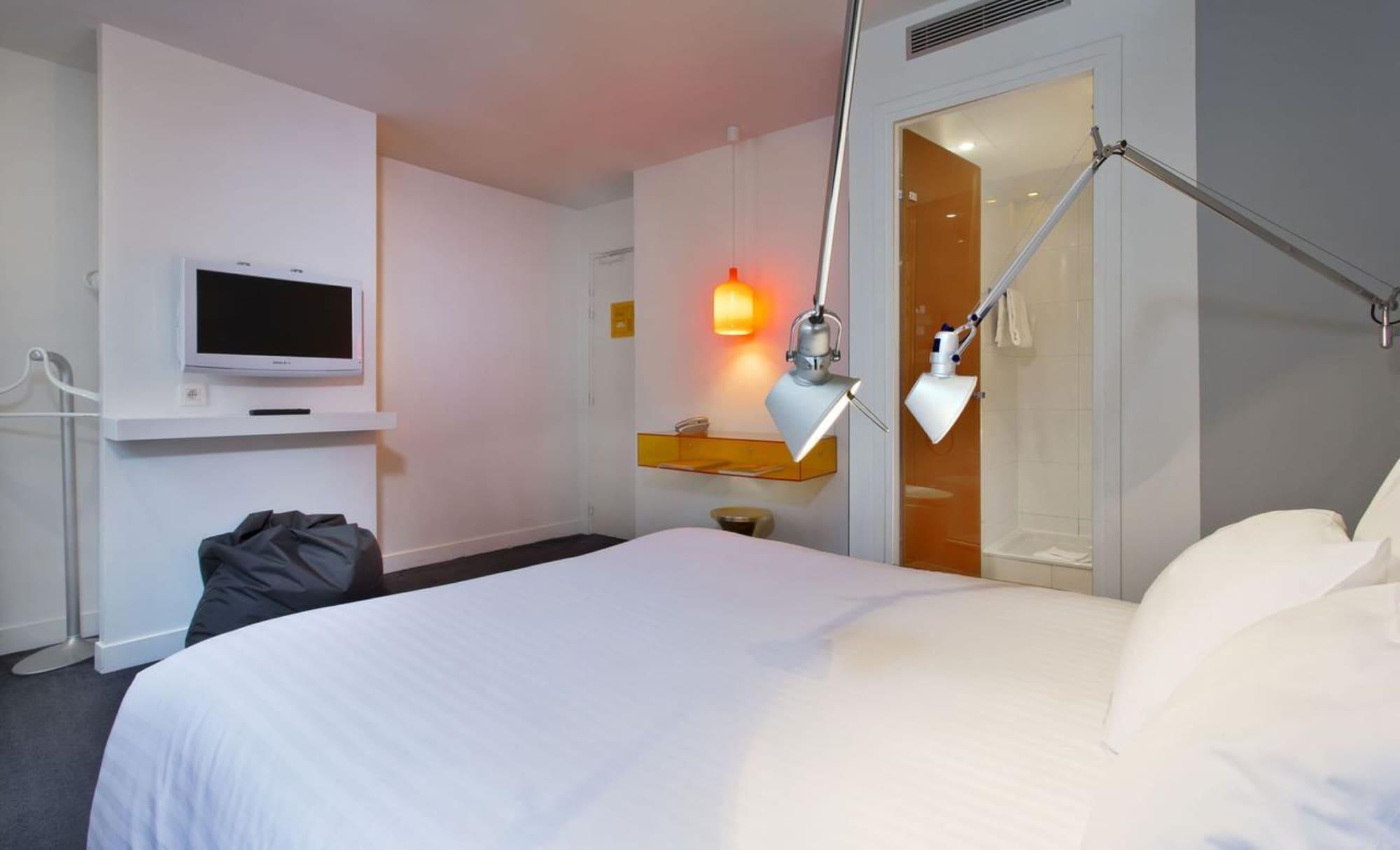 Color Design Hotel Париж Екстер'єр фото