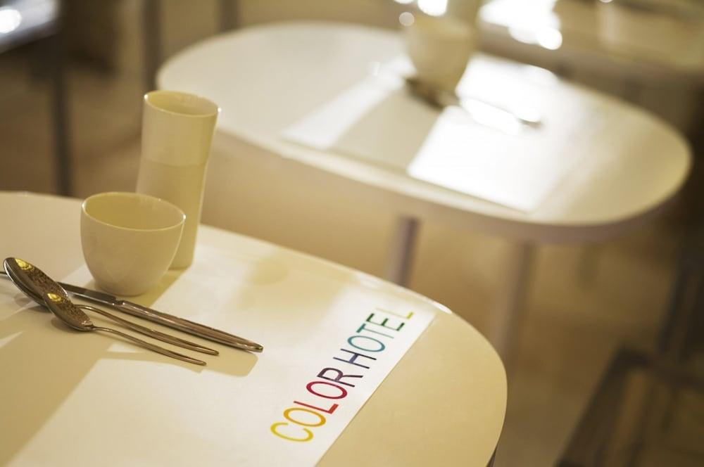 Color Design Hotel Париж Ресторан фото